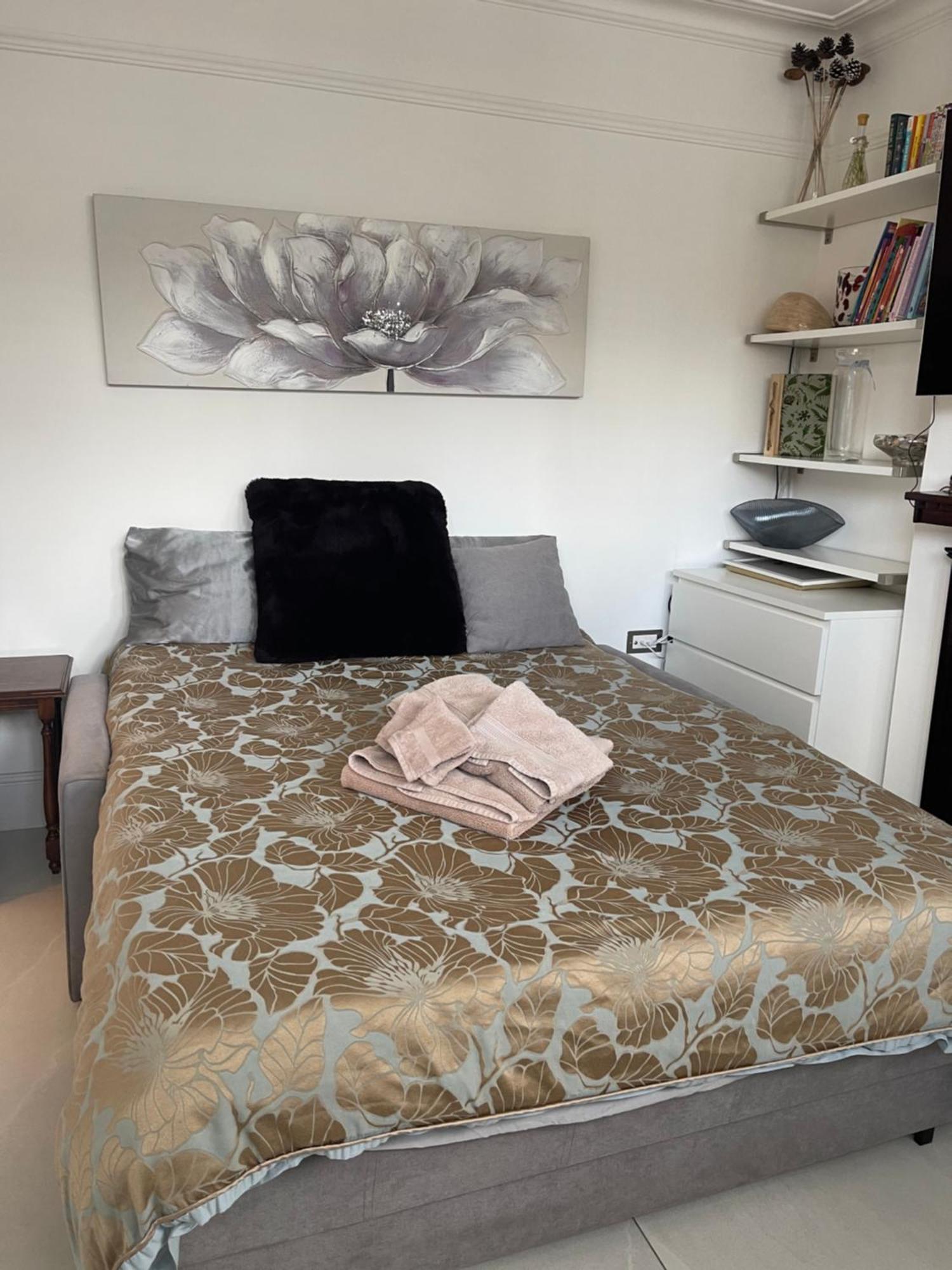 Homestay Rose Croydon
