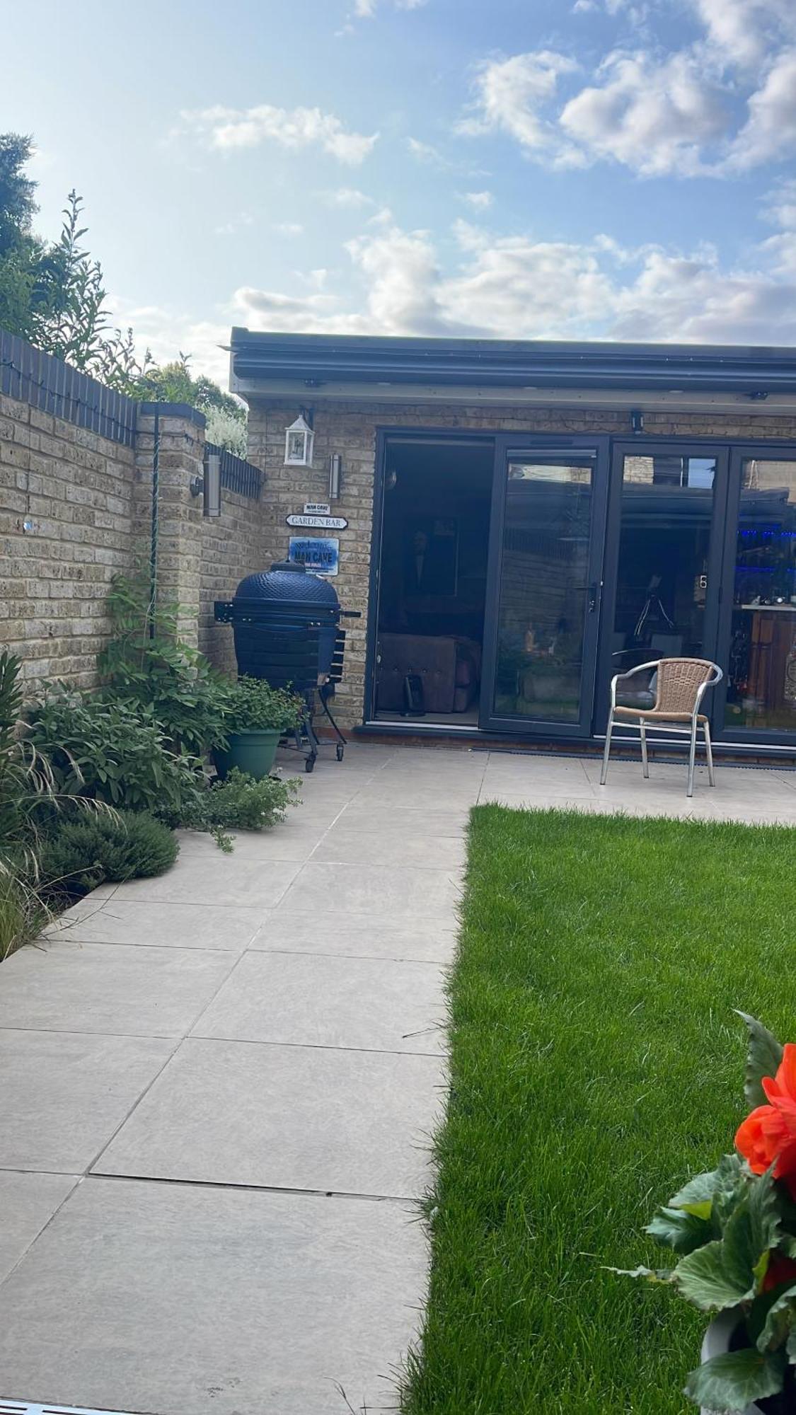Rose Homestay Croydon